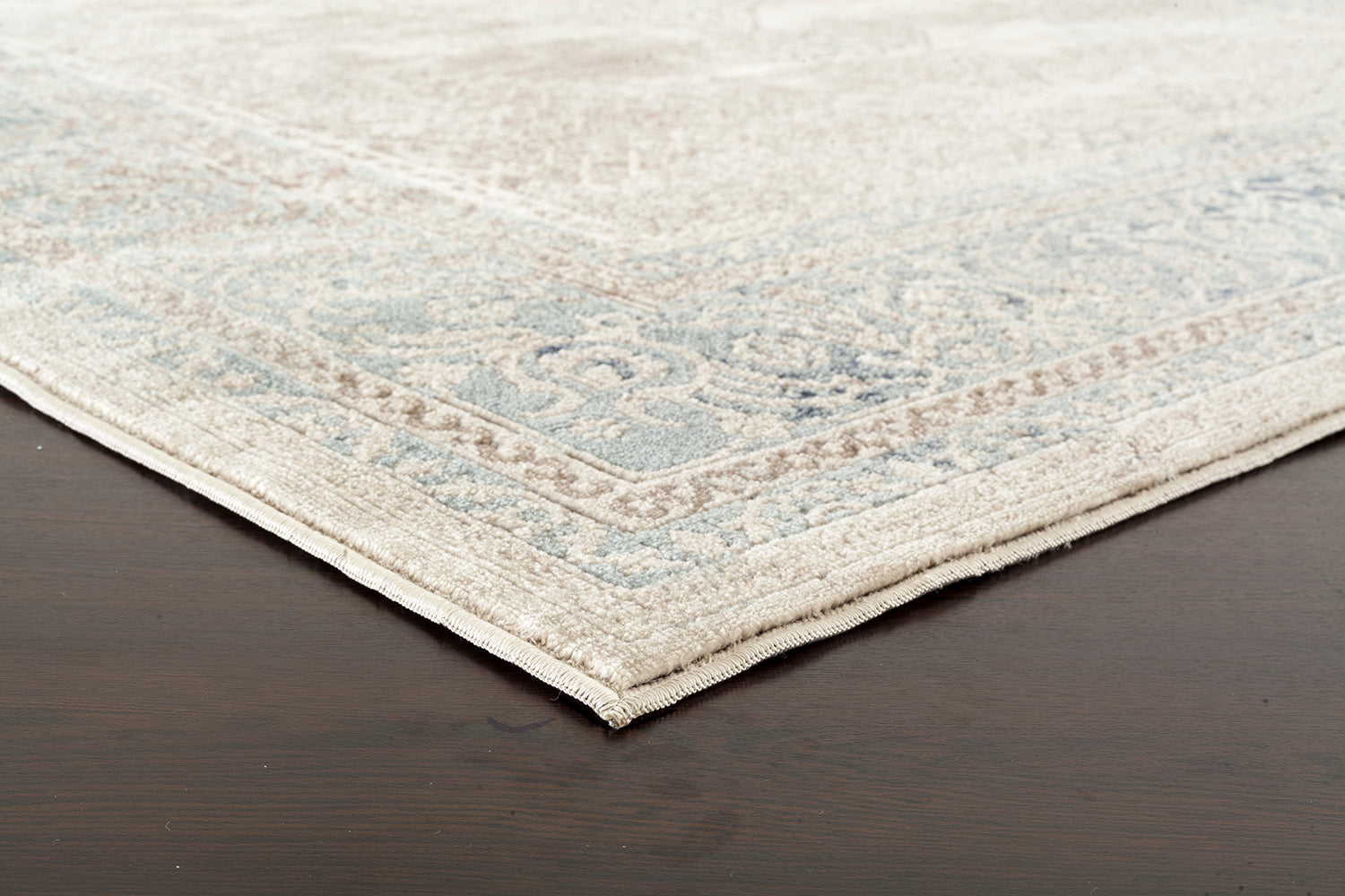 Providence Esquire Hallmark Traditional Cream Rug